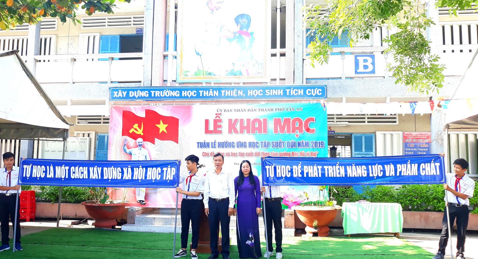 3_10_2019 TPTA KHAI MAC TUAN LE HUONG UNG HOC TAP SUOT DOI 2019 2